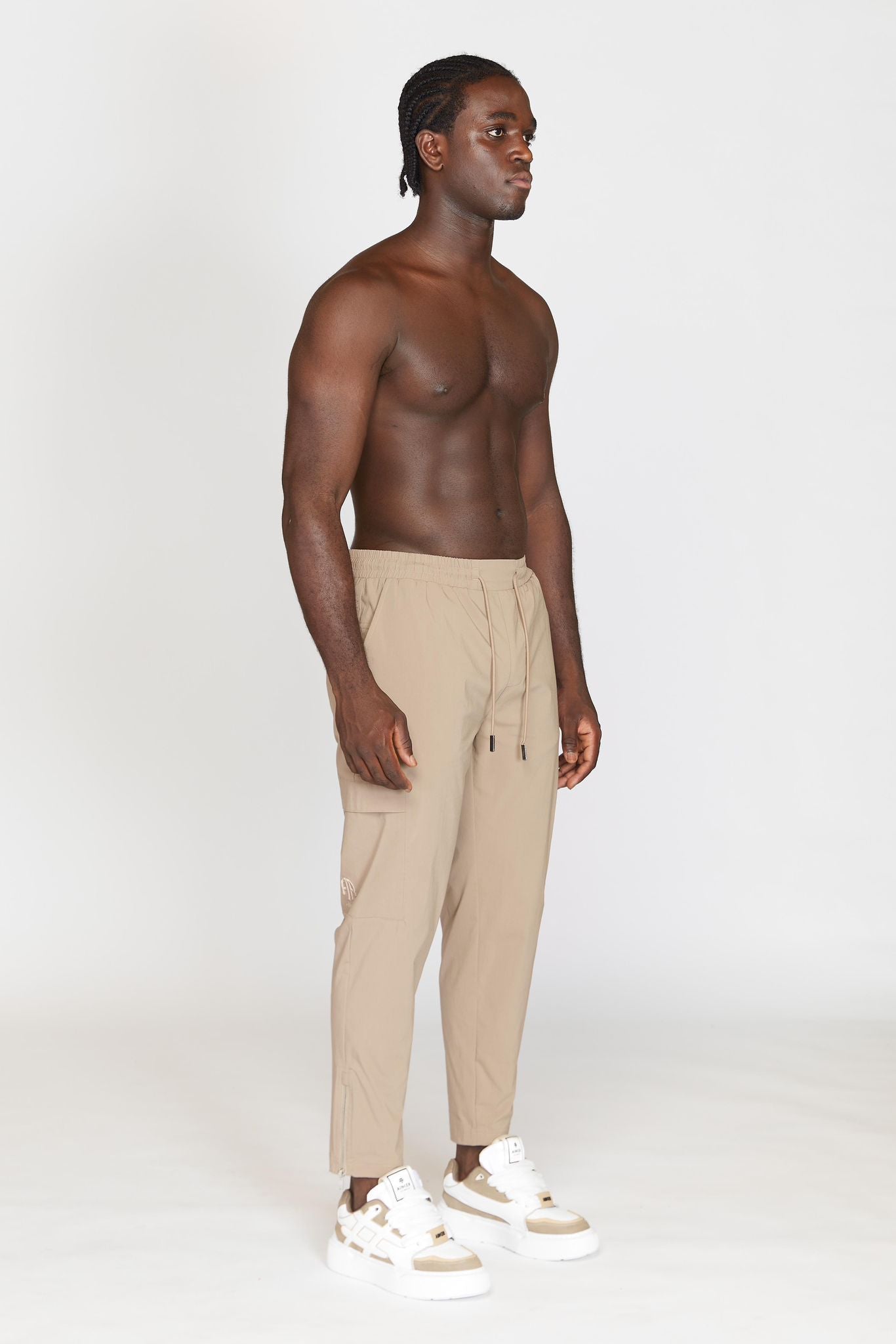 MOCHA STRAIGHT ZIPPER PANTS