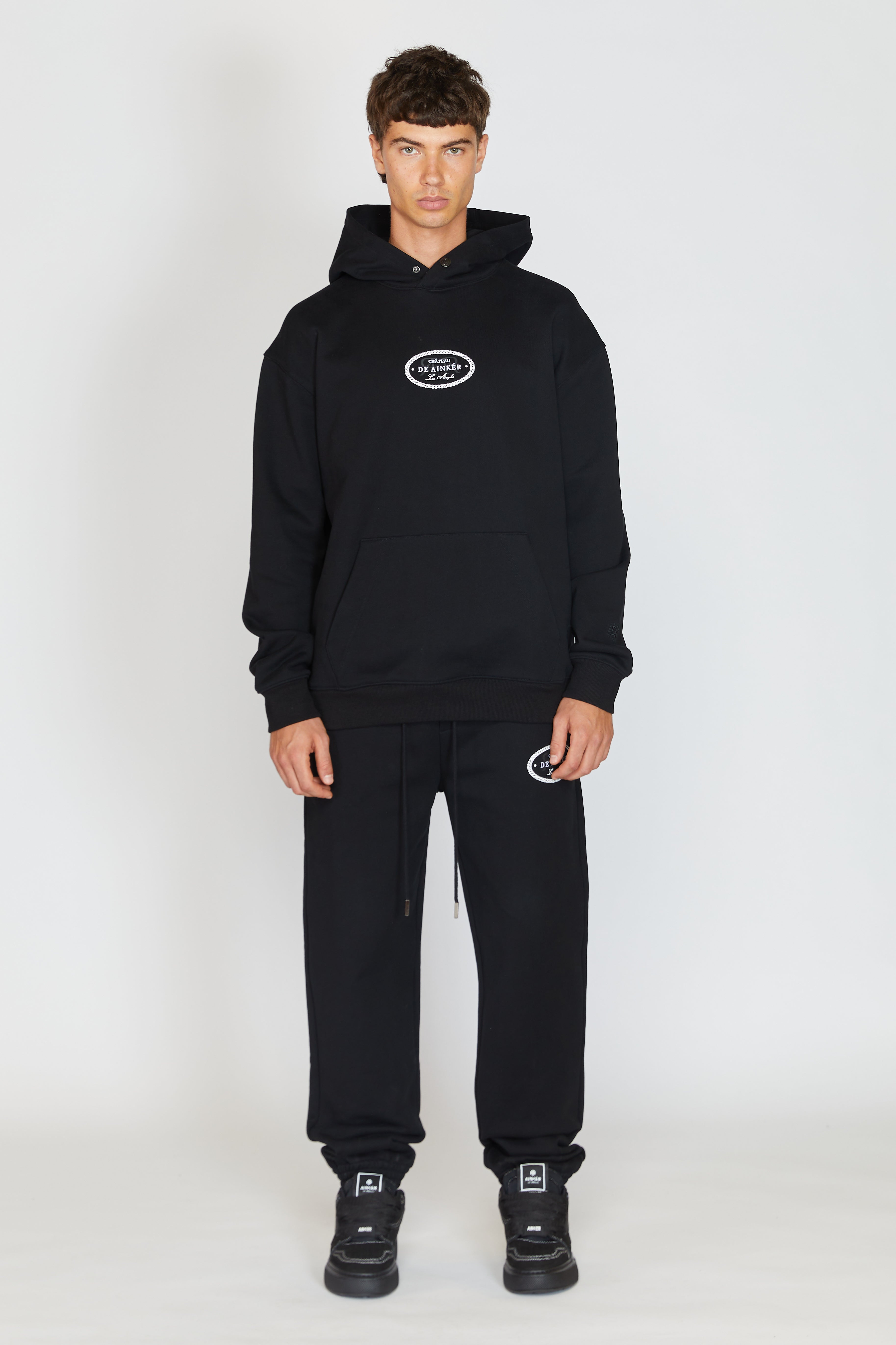 CHATEAU BLACK SWEATPANTS