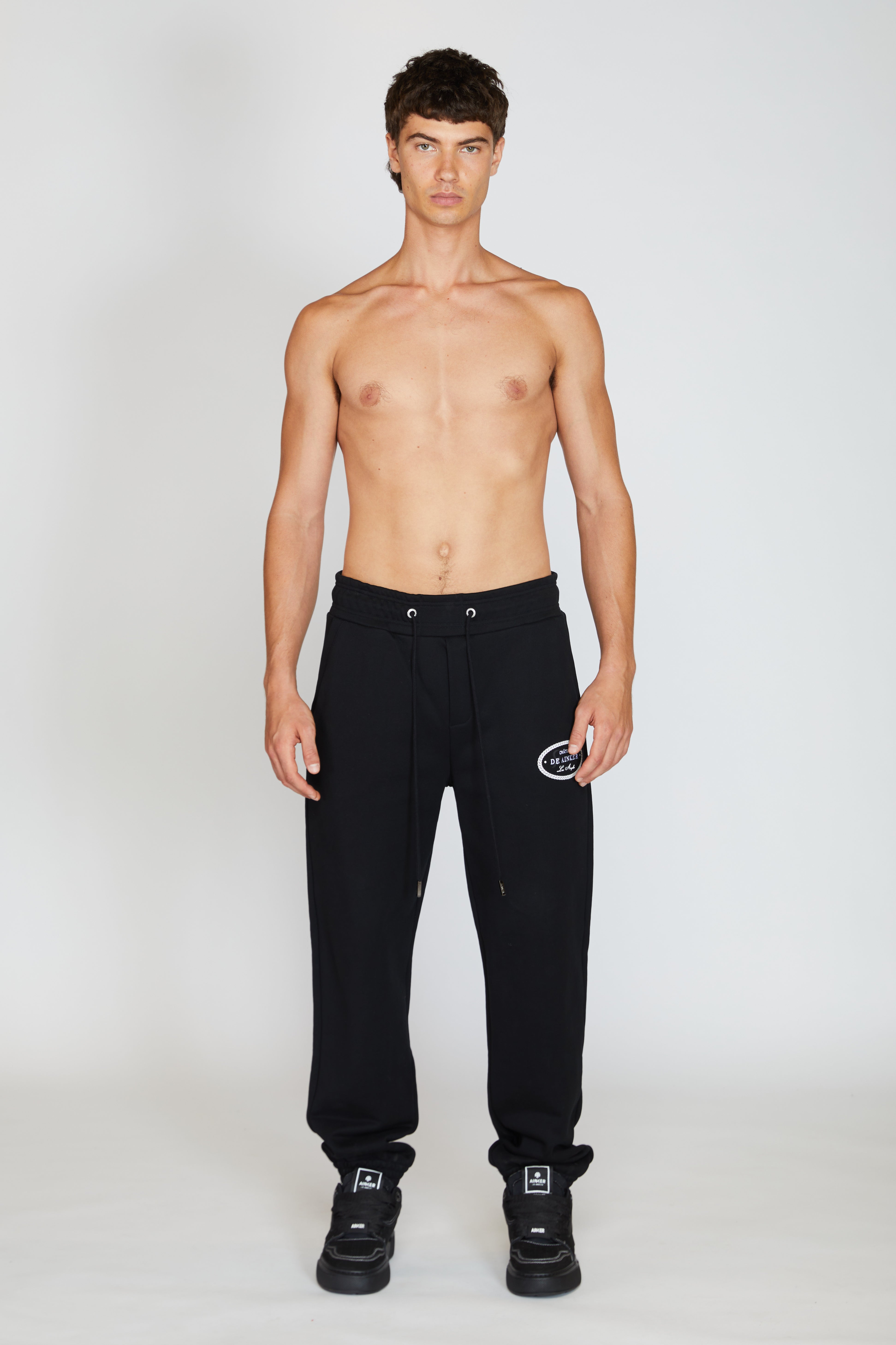 CHATEAU BLACK SWEATPANTS