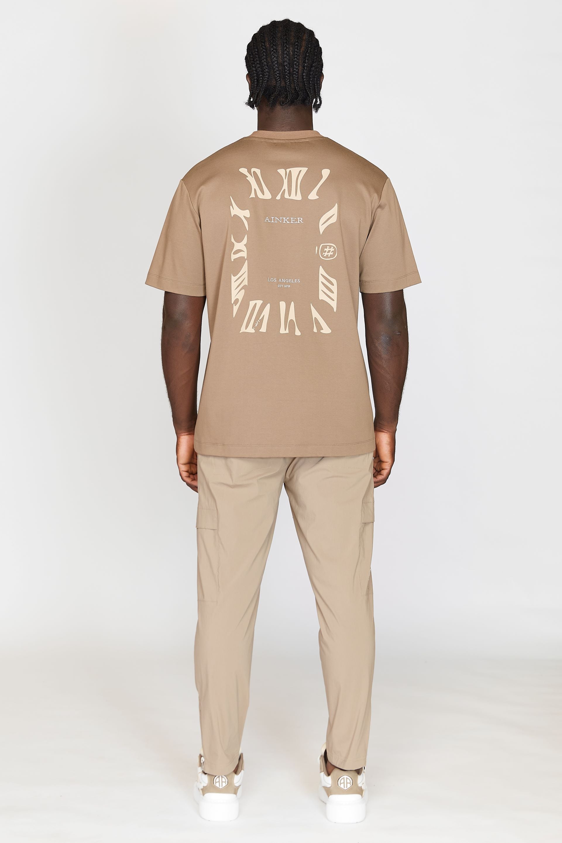 AINKER MOCHA WATCH T-SHIRT