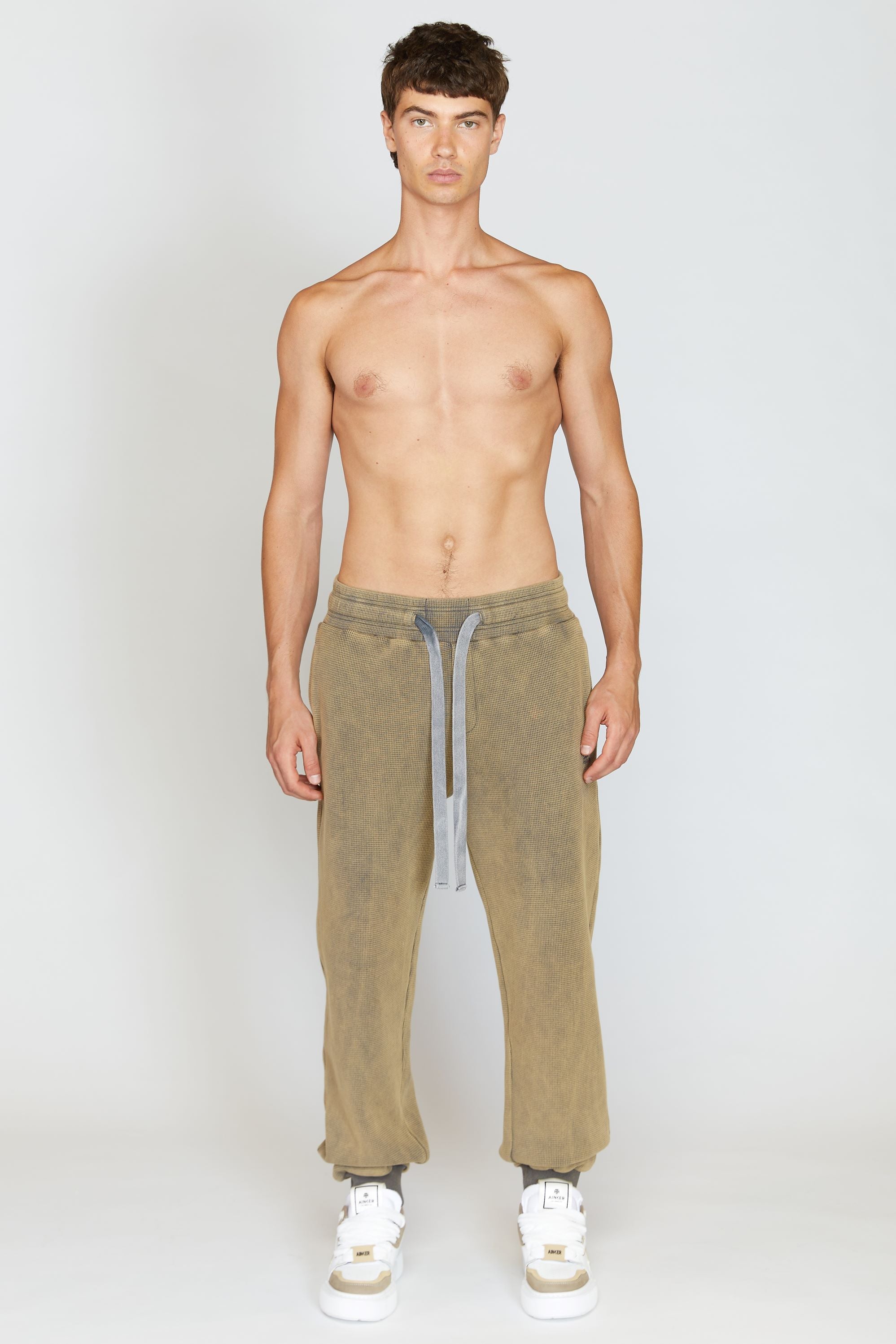 AINKER WASH BROWN PANT