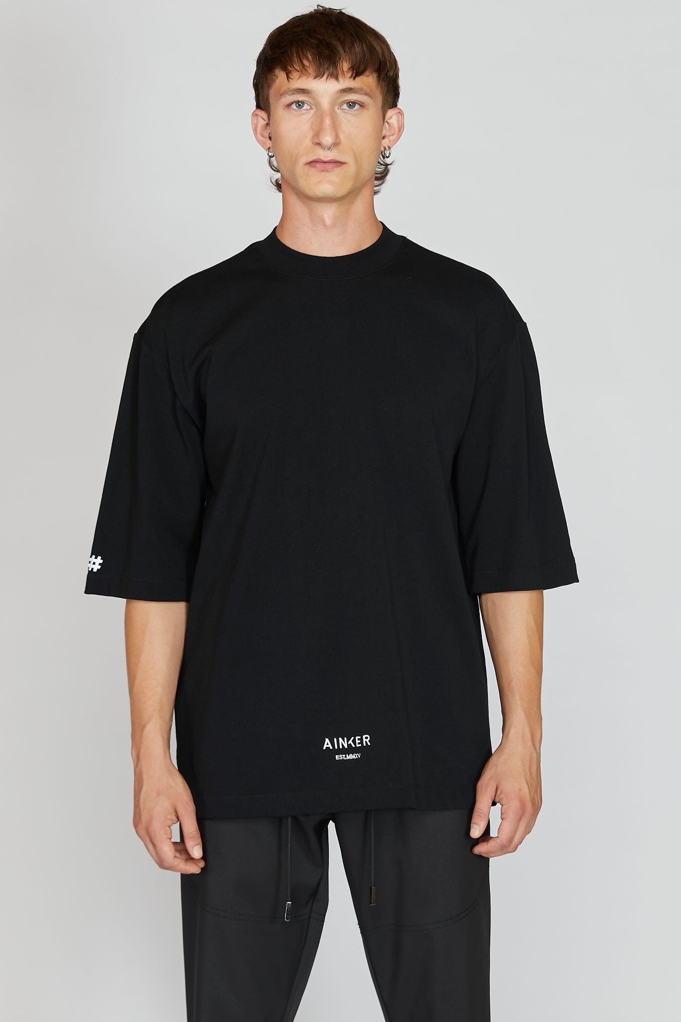 AINKER JAPAN BLACK T-SHIRT