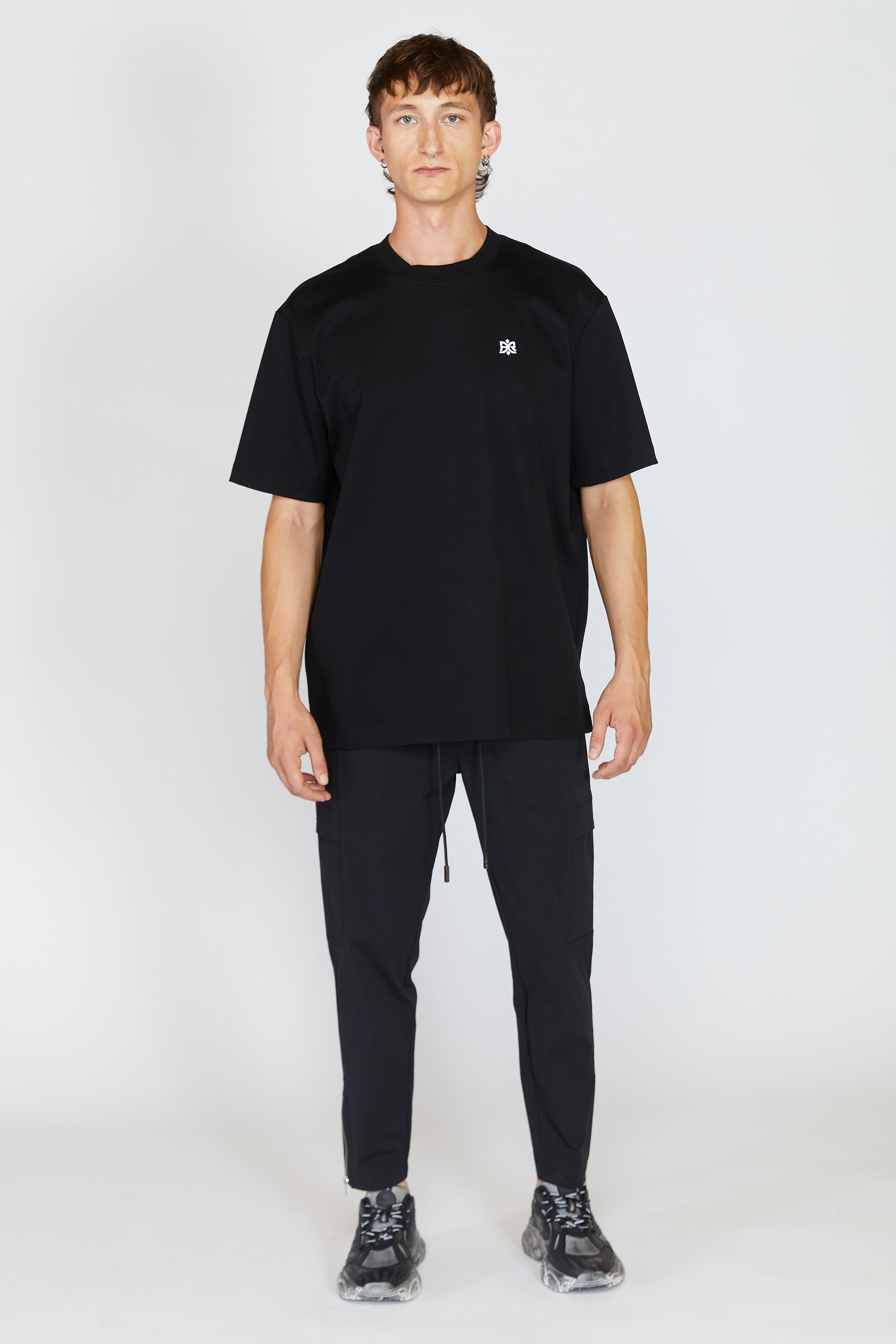 AINKER BLACK LOGO T-SHIRT