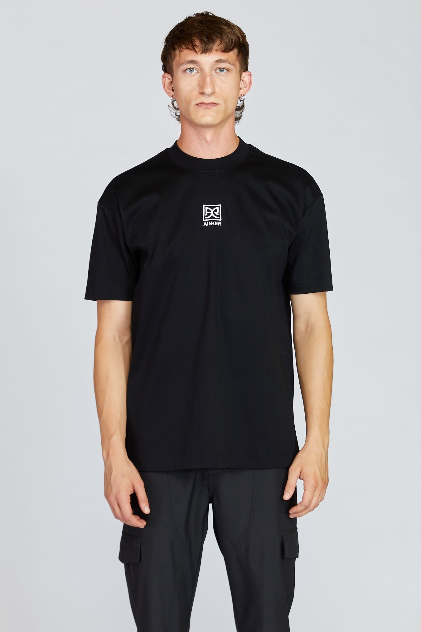 AINKER AR BLACK T-Shirt