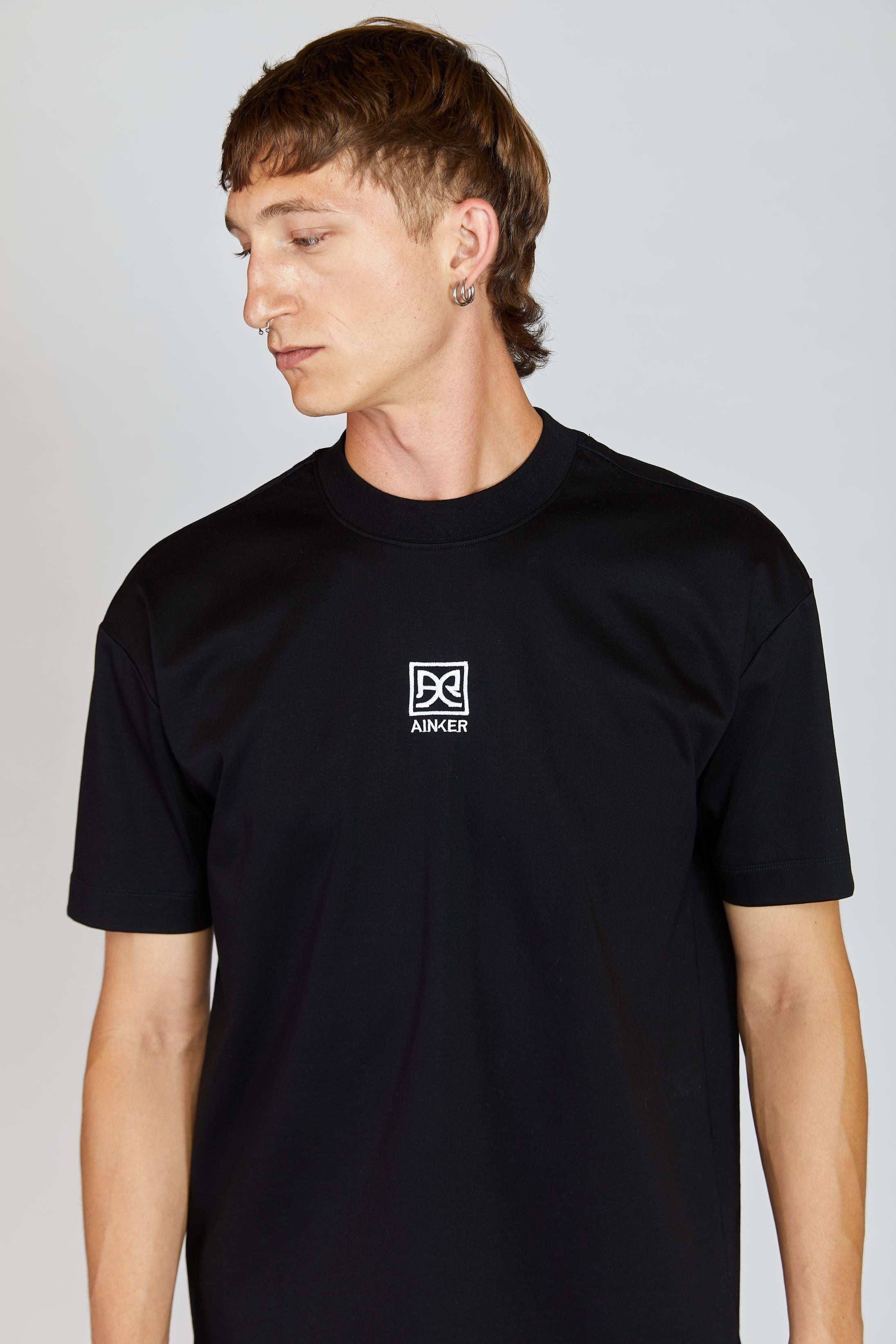 AINKER AR BLACK T-Shirt