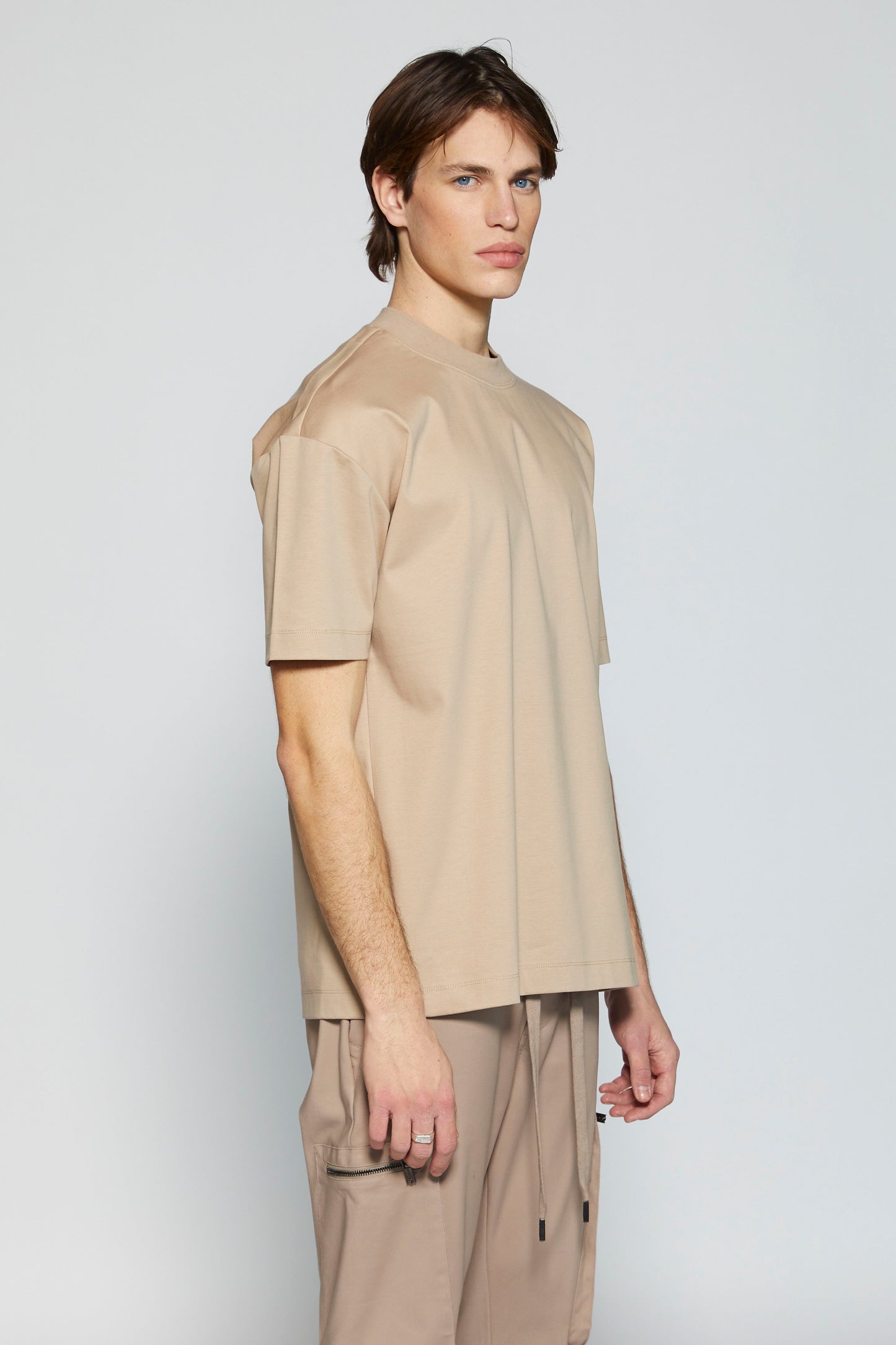 Neck 220 Mocha T-Shirt