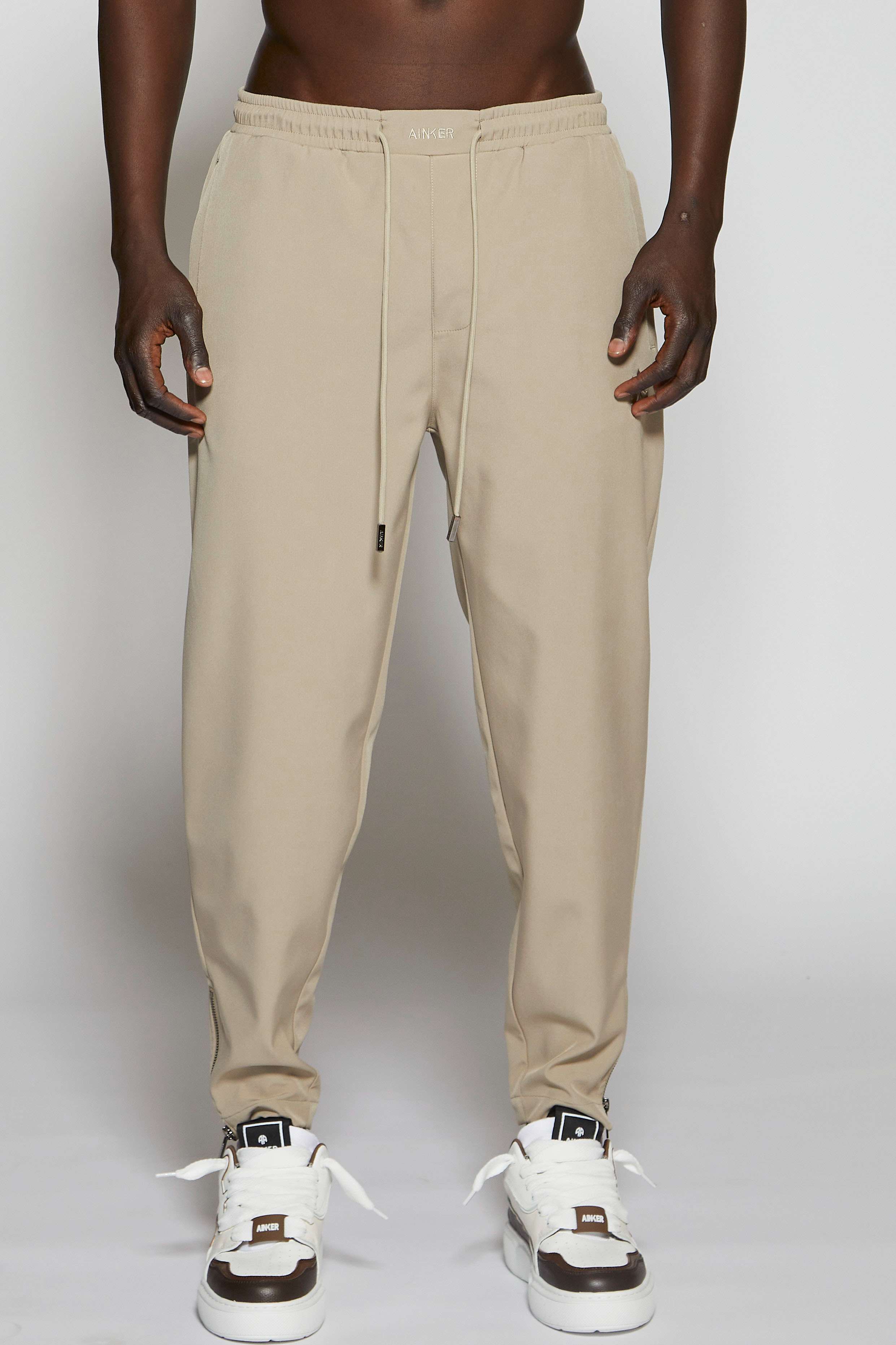 Straight Fit 265 Mocha Pants