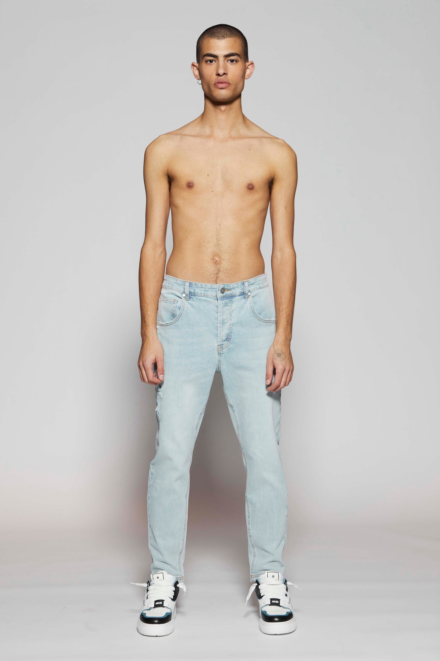 Burton L.Blue 381 Slim Fit Jeans