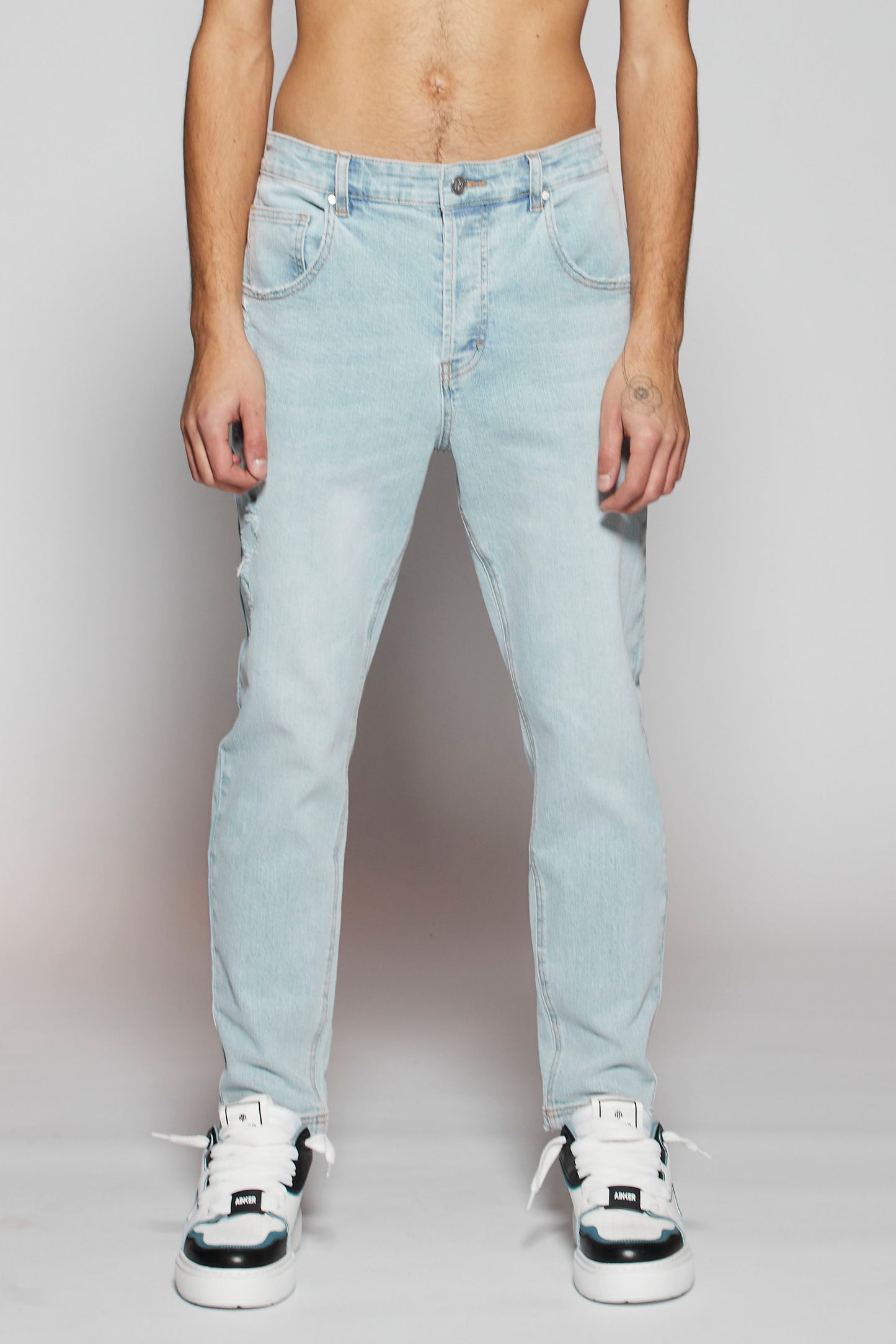 Burton L.Blue 381 Slim Fit Jeans