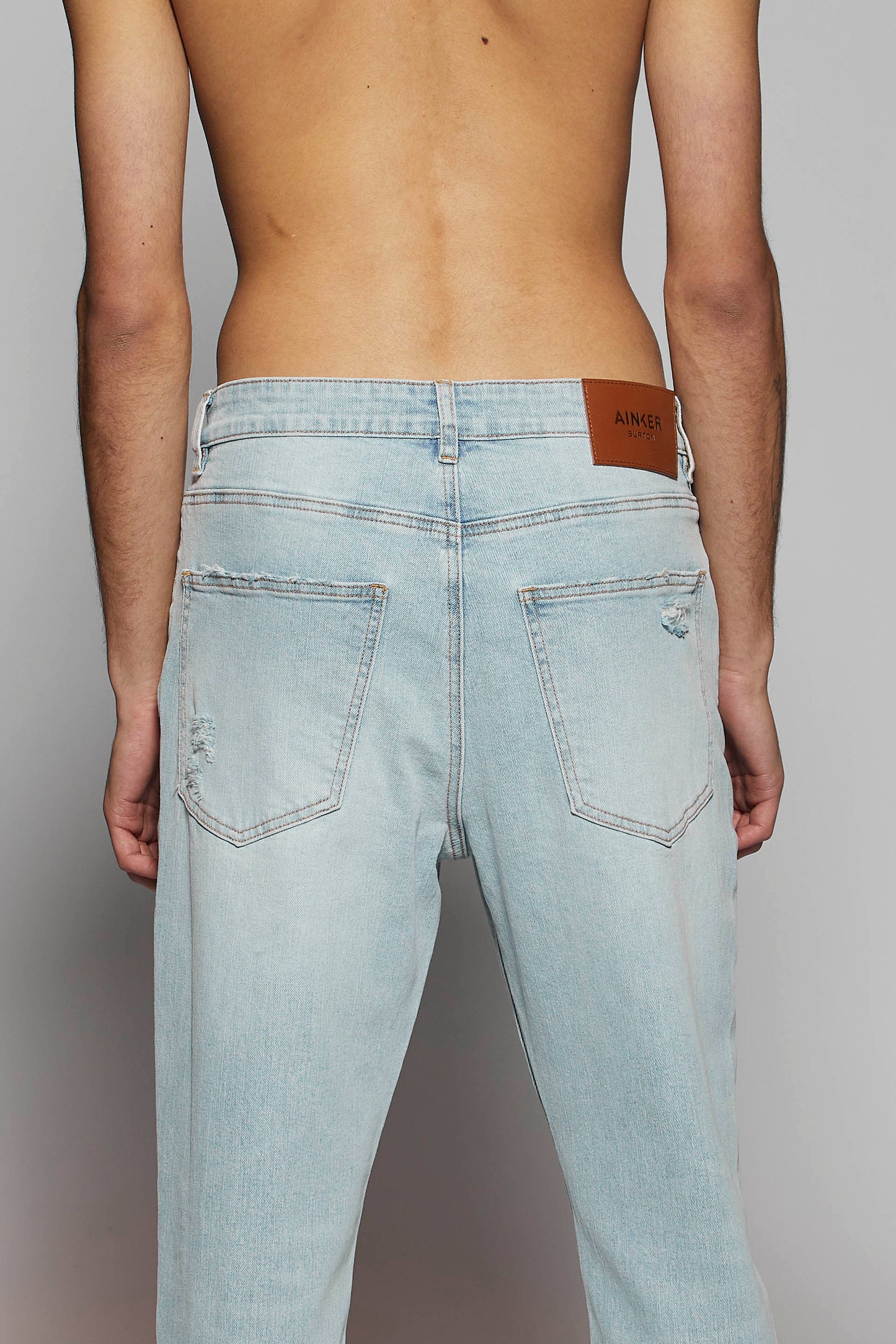 Burton L.Blue 381 Slim Fit Jeans