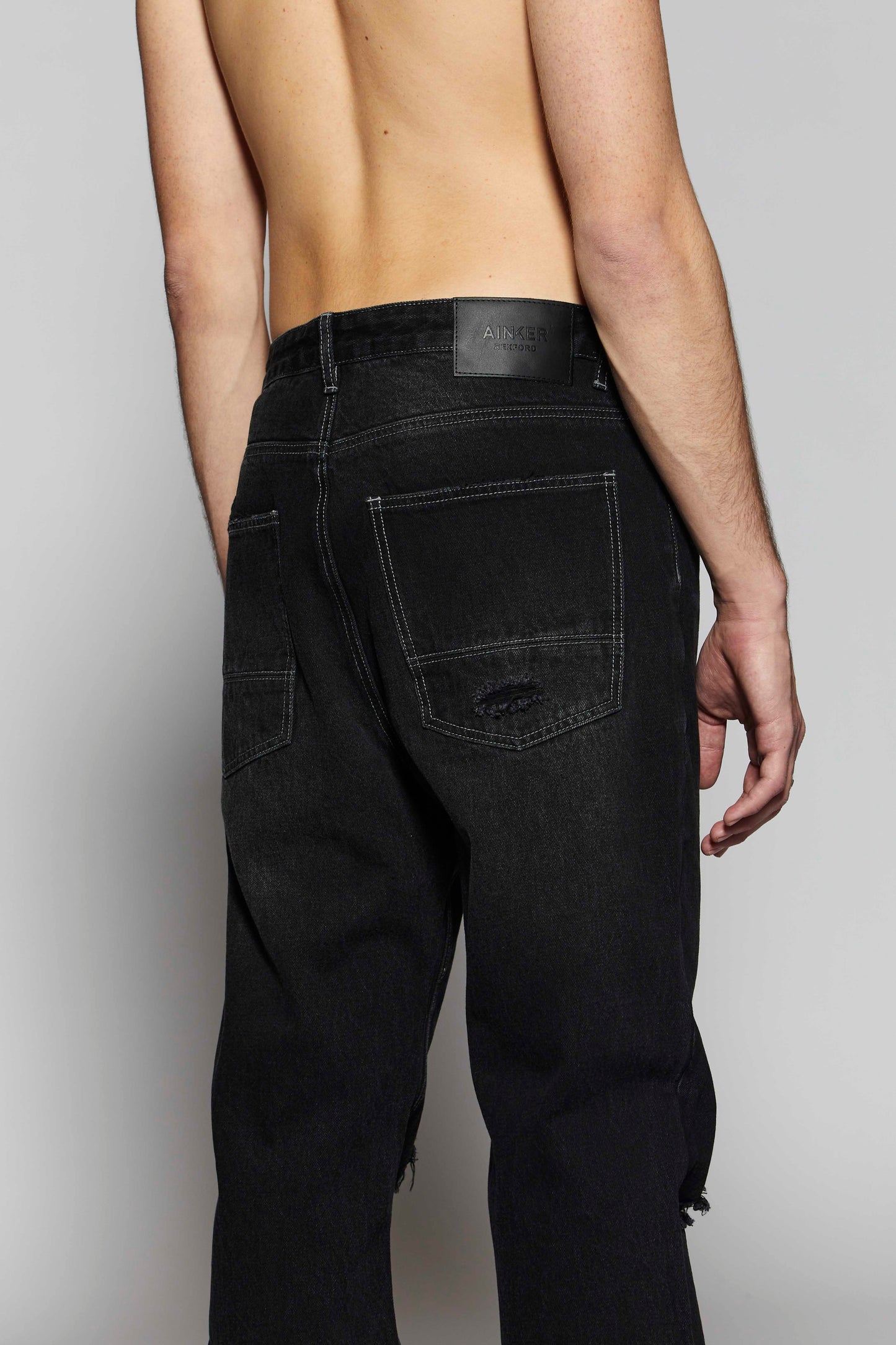 Rexford Black 382 Relax Fit Jeans
