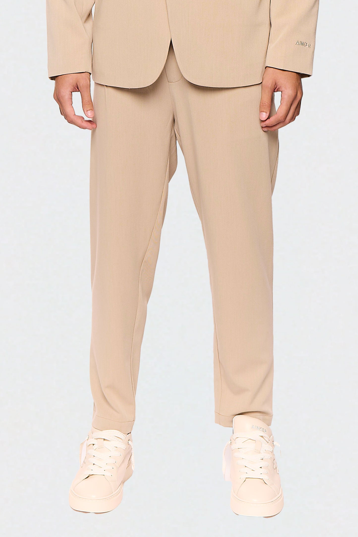 Elegant 750 Off-White Suit Pants