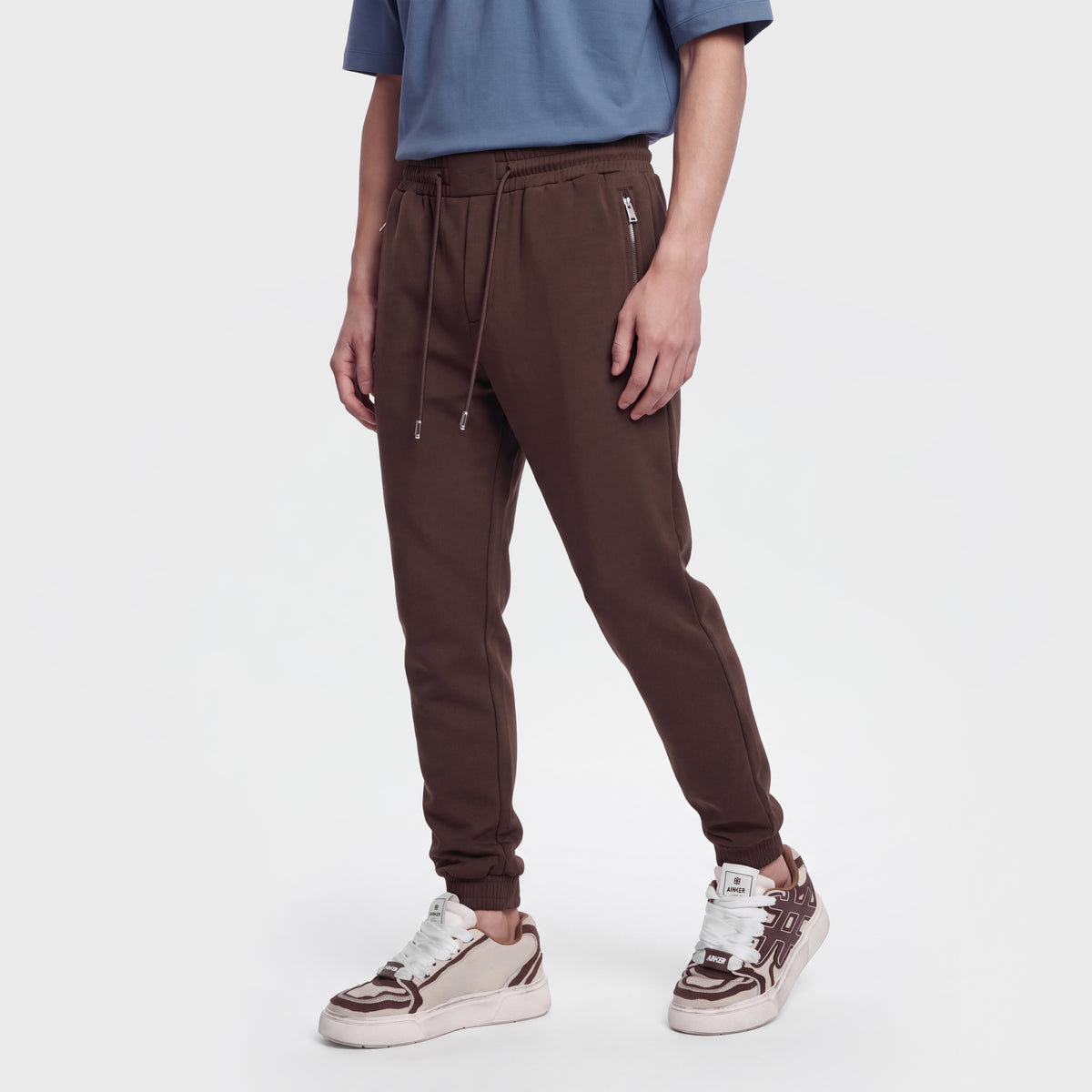 1051 Brown Sweatpants