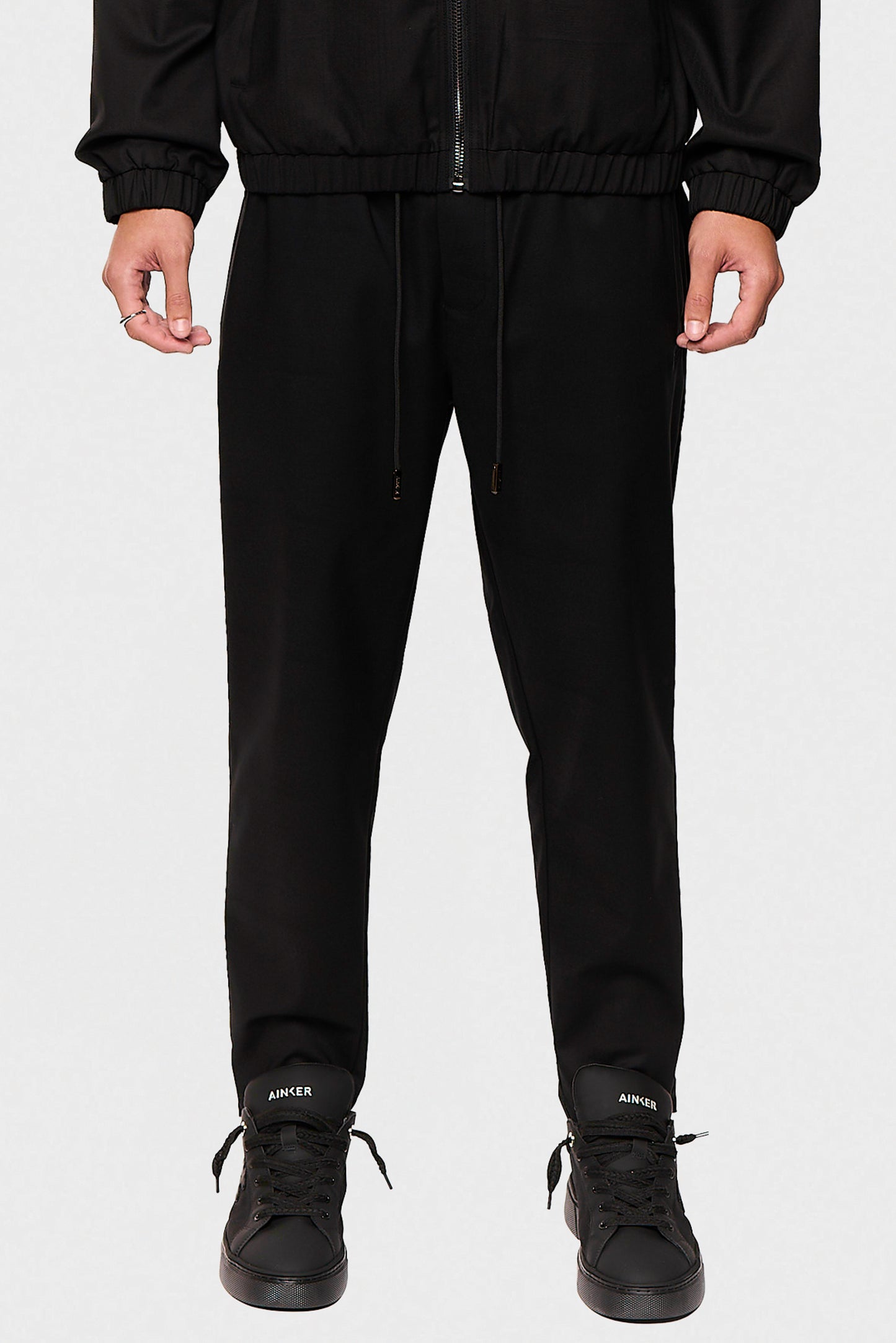 Jogger 655 Black Pants