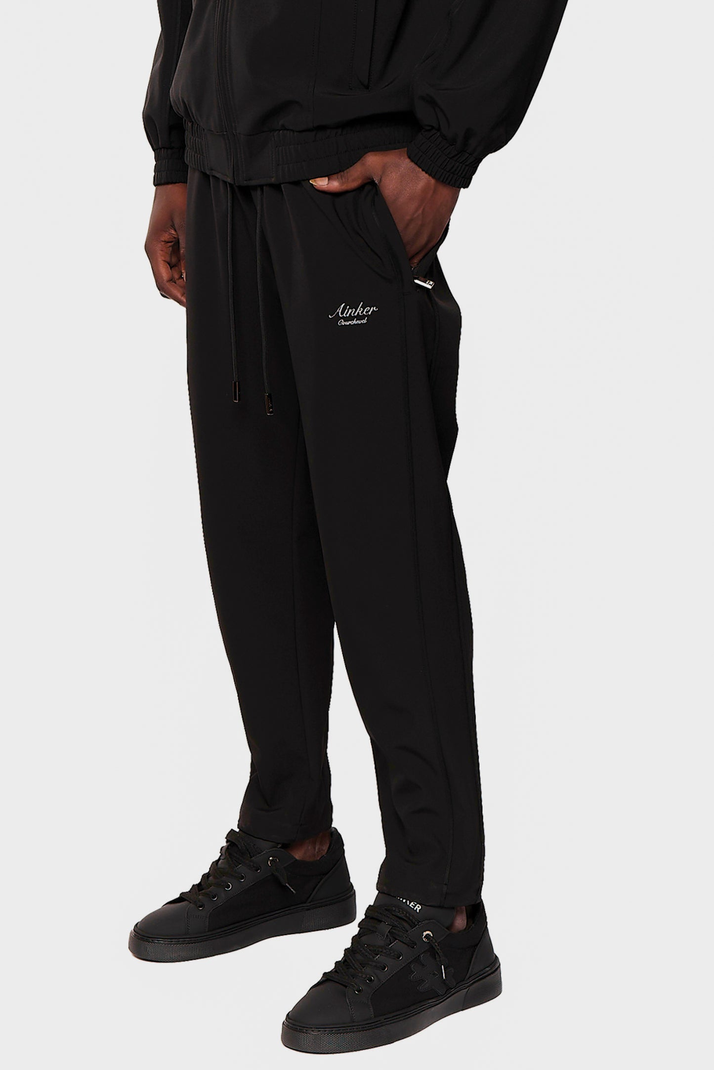 Jogger 605 Black Pants