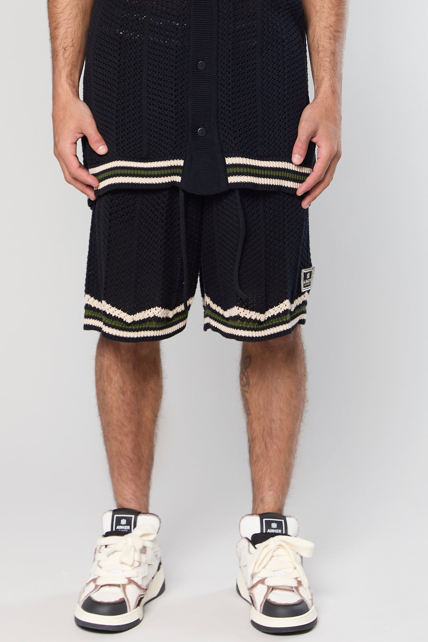 802 Black Knit Short Pant