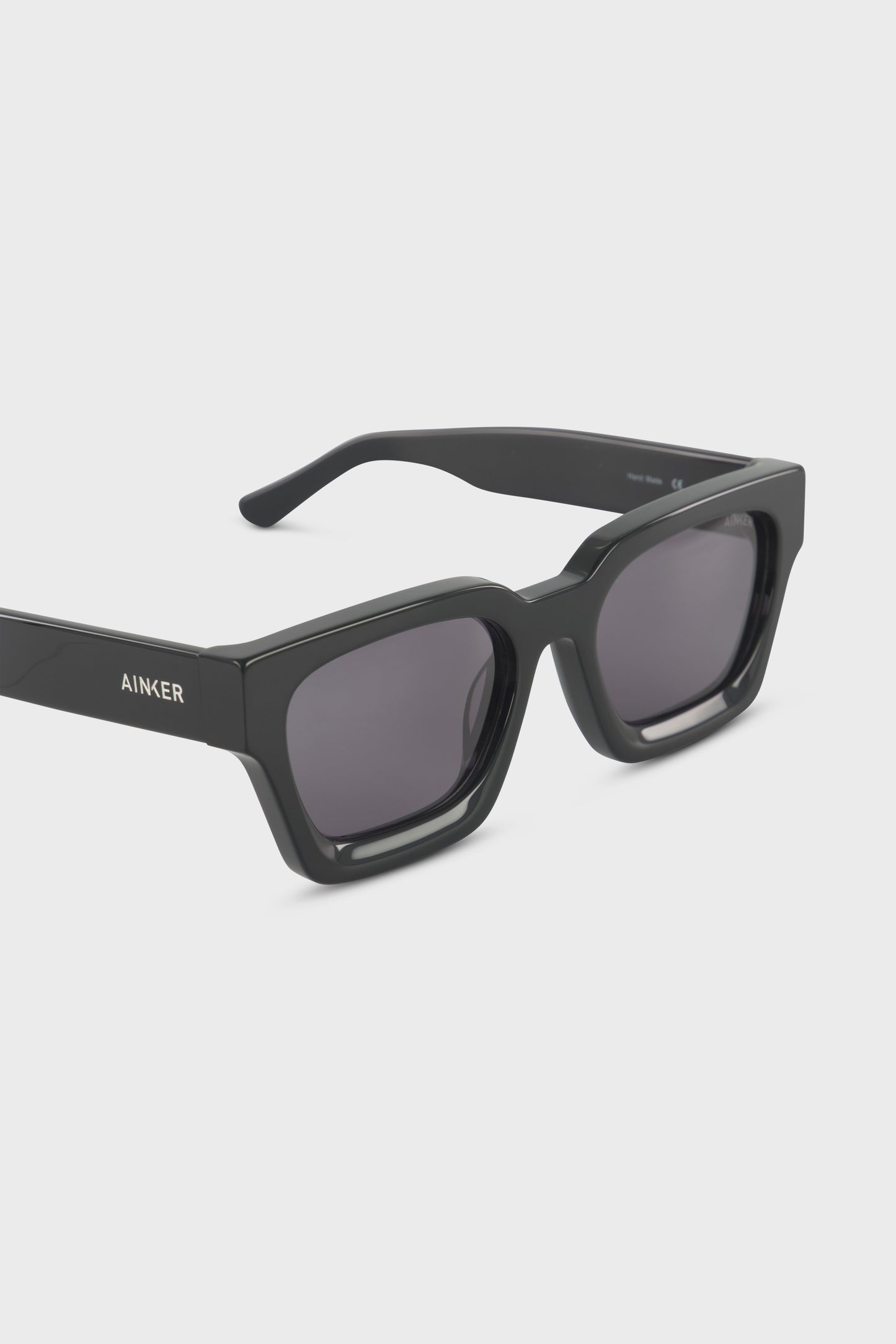 Monarch Black Sunglasses
