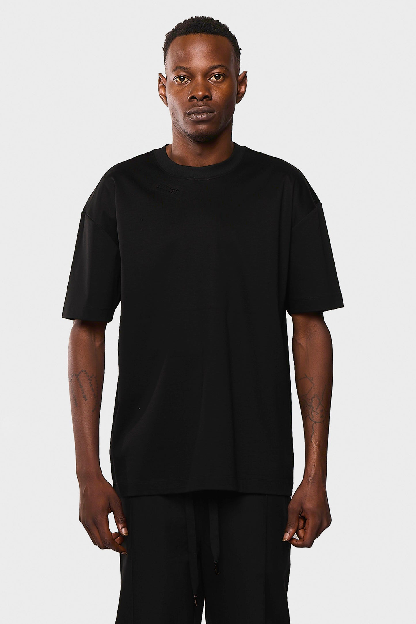 Mercerized 557 Black T-Shirt